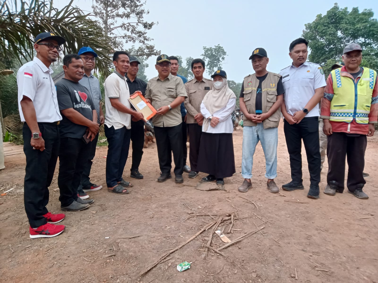 Komisi IV DPRD Kalteng Tinjau Jalan Cempaka Mulia–Kampung Melayu, Tiga Kades Titip Aspirasi Lanjutan Pembangunan