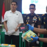 Gagalkan Upaya Penyelundupan 5,269Kg Sabu di Perbatasan, Danrem 121/Abw selaku Dankolakops Wakili Pangdam XII/Tpr, Berikan Apresiasi Atas Keberhasilan Satgas Yonarmed 19/Bogani