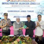 Gubernur Jatim Khofifah Indar Parawansa Mengawali Kunker di Pacitan dan Resmikan Proyek Infrastruktur