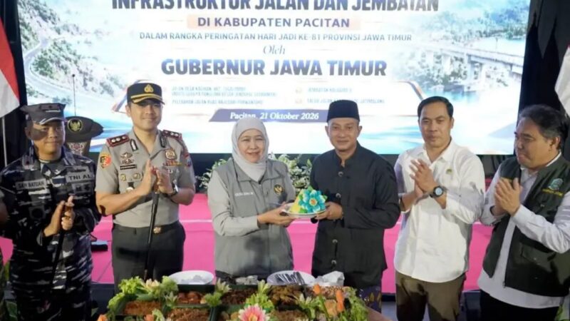 Gubernur Jatim Khofifah Indar Parawansa Mengawali Kunker di Pacitan dan Resmikan Proyek Infrastruktur
