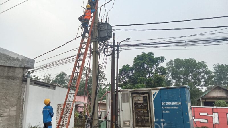 Keluhan Warga, PLN ULP Jasinga Pasang Gardu Listrik Bergerak Untuk Sementara Di Desa Batok Akibat Padam 12 jam