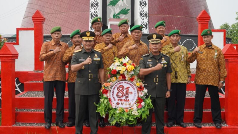 Pimpin Ziarah Nasional HUT ke- 81 TNI,Danrem 121/Abw Ajak Teladani Nilai perjuangan Pahlawan.