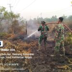 Pembasahan Terus Digencarkan, Personel Standby On Call Kodim 1015/Sampit Cegah Karhutla Kembali Terjadi