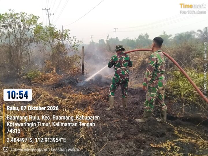 Pembasahan Terus Digencarkan, Personel Standby On Call Kodim 1015/Sampit Cegah Karhutla Kembali Terjadi