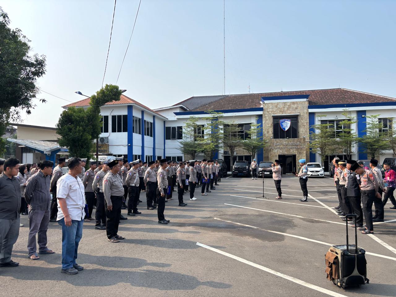 Sipropam Kawal Apel Pagi, Pastikan Personel Siap Bertugas