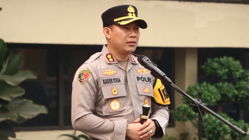 Tingkatkan Kesiapsiagaan Penanganan Karhutla, Kapolres Kotim Beri Arahan Personel Brimob Polda NTB BKO Polda Kalteng