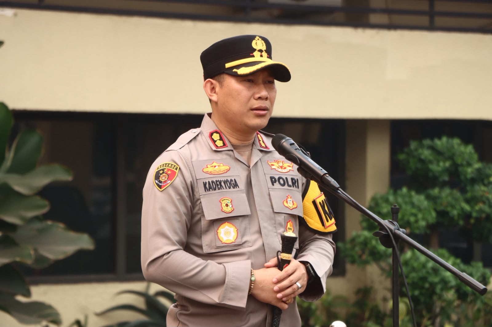Tingkatkan Kesiapsiagaan Penanganan Karhutla, Kapolres Kotim Beri Arahan Personel Brimob Polda NTB BKO Polda Kalteng