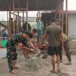 Pengecoran RTLH, Satgas TMMD Bersama Warga Terus Percepat Pembangunan Rumah