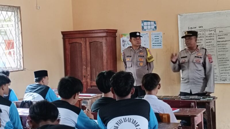 Cegah Tawuran dan Kenakalan Remaja, Polsek Mauk Gelar Polisi Peduli Sekolah di SMP & SMK Plus As-Sa’adah