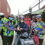 Hari Kelima Operasi Patuh Maung 2026, Polresta Tangerang Berikan Apresiasi kepada Pengendara Tertib