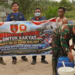 Kekeringan Melanda, Kodim 1015/Sampit Bersama Muhammadiyah Sampit Salurkan Air Bersih di Desa Telaga Baru