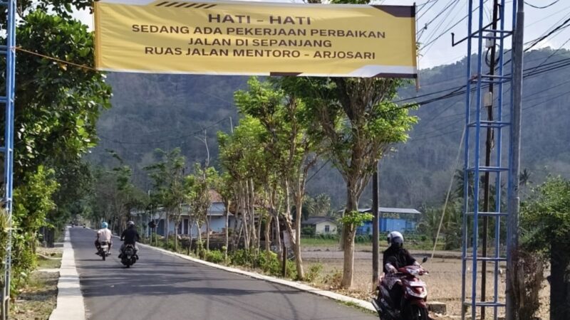 Pemkab Pacitan melalui Dinas PUPR Terus Bergerak Cepat Membenahi Infrastruktur, Perbaikan Ruas Jalan Mentoro–Arjosari Demi Mendongkrak Perekonomian Lokal