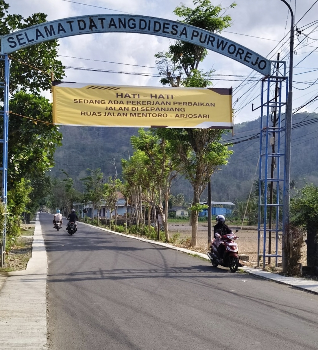 Pemkab Pacitan melalui Dinas PUPR Terus Bergerak Cepat Membenahi Infrastruktur, Perbaikan Ruas Jalan Mentoro–Arjosari Demi Mendongkrak Perekonomian Lokal
